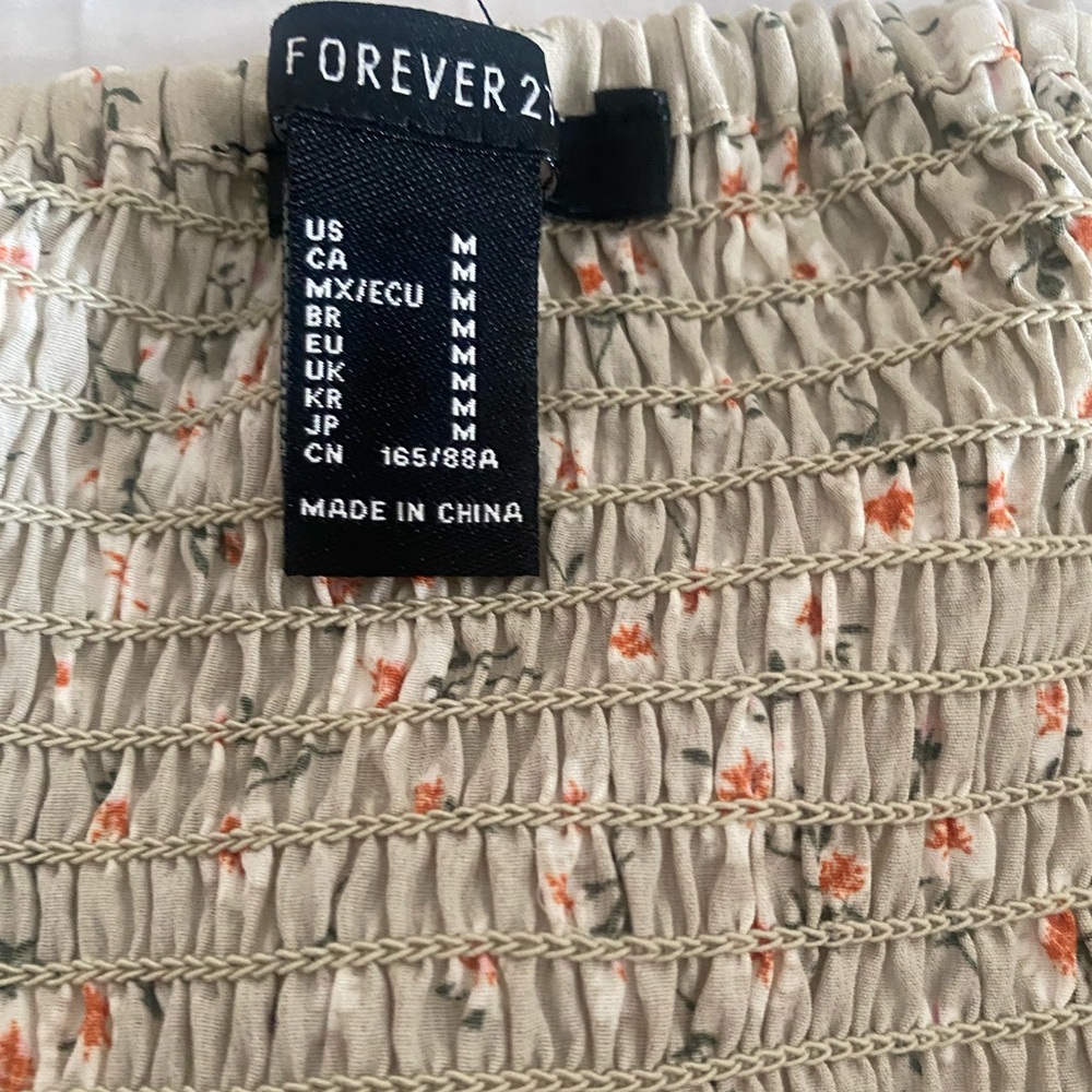 Floral Top - Picture 3 of 5
